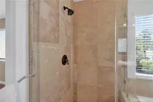 1250 Loma Vista, Pomona, CA 91768 - Photo 37