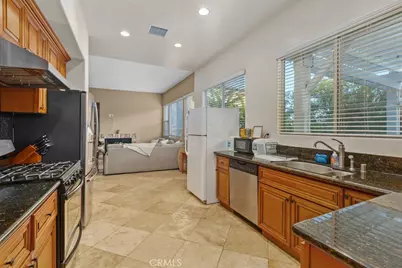 1250 Loma Vista, Pomona, CA 91768 - Photo 15