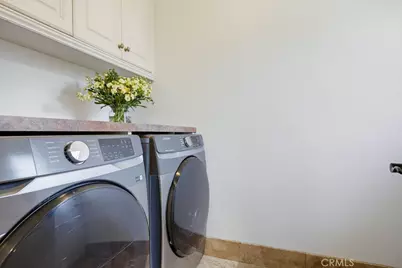 17711 Edwards, Huntington Beach, CA 92647 - Photo 15