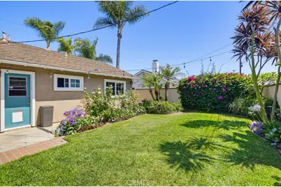 17711 Edwards, Huntington Beach, CA 92647 - Photo 31