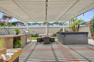 17711 Edwards, Huntington Beach, CA 92647 - Photo 27