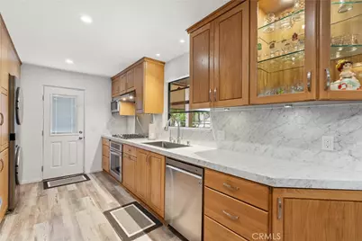 3654 4th Avenue, La Crescenta, CA 91214 - Photo 11