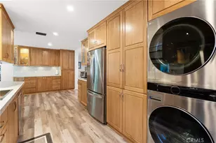 3654 4th Ave, La Crescenta, CA 91214 - Photo 13