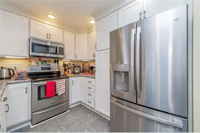17586 Lebanon, Irvine, CA 92614 - Photo 13