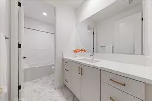 242 Sutters Ml, Irvine, CA 92602 - Photo 33