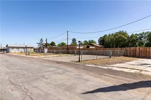 26611 Nudgent St, Boron, CA 93516 - Photo 13