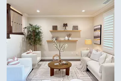65 Rolling Green, Irvine, CA 92620 - Photo 3