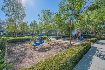 65 Rolling Green, Irvine, CA 92620 - Photo 47