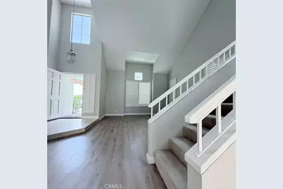 21 Presidio, Irvine, CA 92614 - Photo 5
