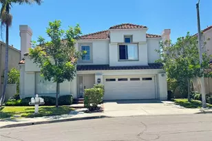 21 Presidio, Irvine, CA 92614 - Photo 1
