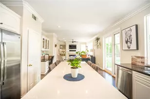11 Kirkland, Irvine, CA 92602 - Photo 3