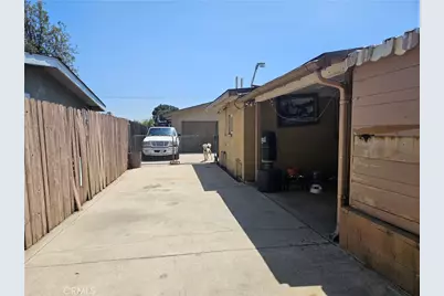 537 E 3rd, Rialto, CA 92376 - Photo 47