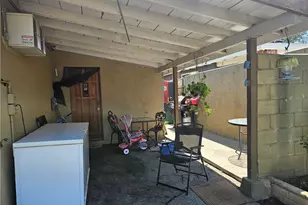 537 E 3rd, Rialto, CA 92376 - Photo 27