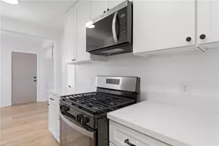932 Baldwin, Bakersfield, CA 93304 - Photo 21