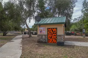 18051 Westlake Cir, Huntington Beach, CA 92648 - Photo 39