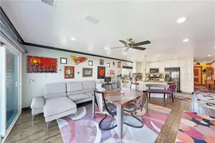 18051 Westlake Cir, Huntington Beach, CA 92648 - Photo 23