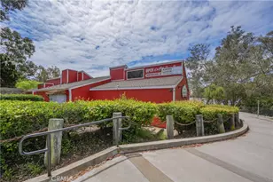 18051 Westlake Cir, Huntington Beach, CA 92648 - Photo 37