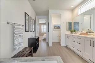 2105 Two Harbors Cir, Costa Mesa, CA 92627 - Photo 39