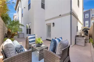 2105 Two Harbors Cir, Costa Mesa, CA 92627 - Photo 51