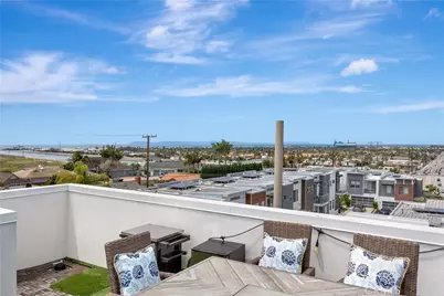 2105 Two Harbors Circle, Costa Mesa, CA 92627 - Photo 3
