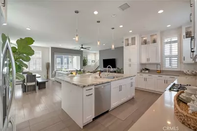 2105 Two Harbors Circle, Costa Mesa, CA 92627 - Photo 11