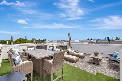 2105 Two Harbors Circle, Costa Mesa, CA 92627 - Photo 47