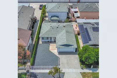 10921 Walnut, Los Alamitos, CA 90720 - Photo 3