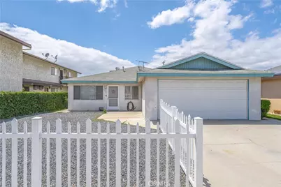 10921 Walnut, Los Alamitos, CA 90720 - Photo 3