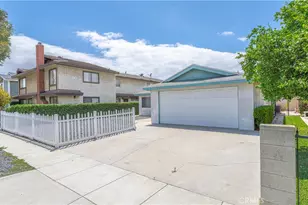 10921 Walnut, Los Alamitos, CA 90720 - Photo 3