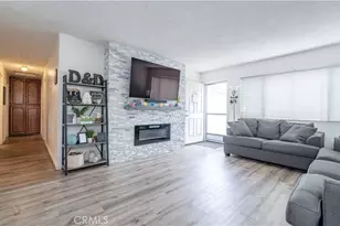 10921 Walnut, Los Alamitos, CA 90720 - Photo 5