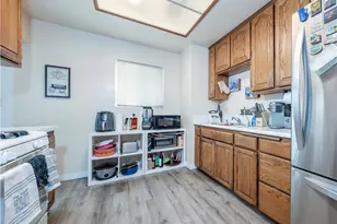 10921 Walnut, Los Alamitos, CA 90720 - Photo 7