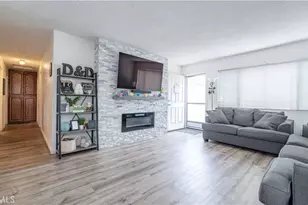 10921 Walnut, Los Alamitos, CA 90720 - Photo 5