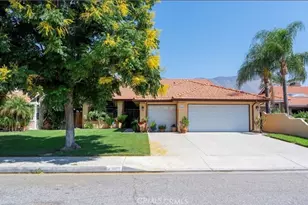 1087 Serena, San Jacinto, CA 92583 - Photo 1
