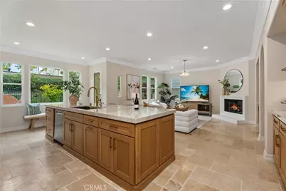 114 Mosaic, Irvine, CA 92603 - Photo 9