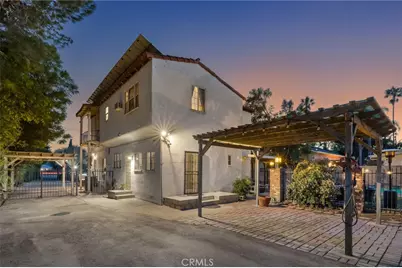 15401 Saticoy Street, Van Nuys, CA 91406 - Photo 27
