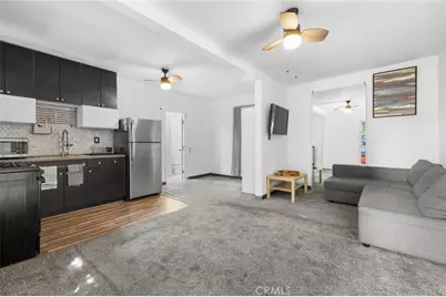 15401 Saticoy Street, Van Nuys, CA 91406 - Photo 35