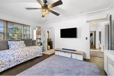 15401 Saticoy Street, Van Nuys, CA 91406 - Photo 21
