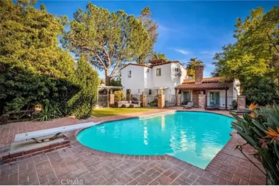 15401 Saticoy Street, Van Nuys, CA 91406 - Photo 31