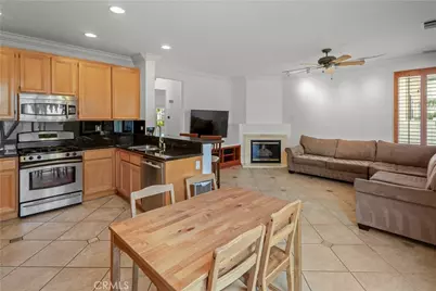 7635 Park Field Circle, Huntington Beach, CA 92648 - Photo 13