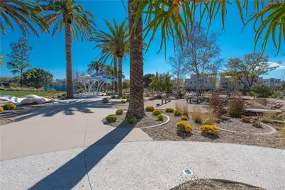 156 Follyhatch, Irvine, CA 92618 - Photo 3