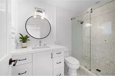 330 Onyx Avenue, Newport Beach, CA 92662 - Photo 21