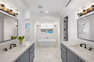 330 Onyx Ave, Newport Beach, CA 92662 - Photo 15