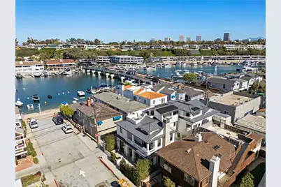 330 Onyx Avenue, Newport Beach, CA 92662 - Photo 27