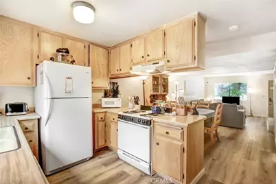 657 Summit, Big Bear Lake, CA 92315 - Photo 13