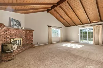 10715 Lynn Circle, Cypress, CA 92630 - Photo 11