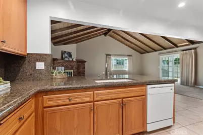 10715 Lynn Circle, Cypress, CA 92630 - Photo 15