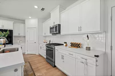 2239 Melogold Way, Corona, CA 92883 - Photo 11