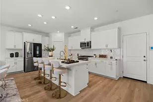 2239 Melogold Wy, Corona, CA 92883 - Photo 9