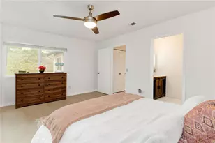 11305 Avenida De Los Lobos, San Diego, CA 92127 - Photo 3