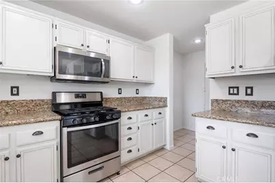 42075 Dunes Court, Temecula, CA 92591 - Photo 17